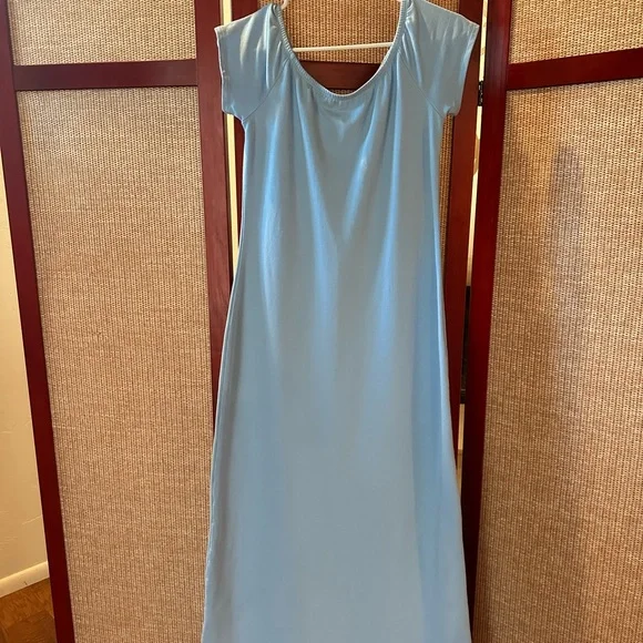 boston proper blue dress Embellished Floral Applique Strapless Flowy Maxi Dress - Blue Iris Floral main image 0